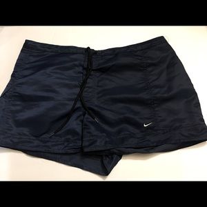 Nike shorts size 14